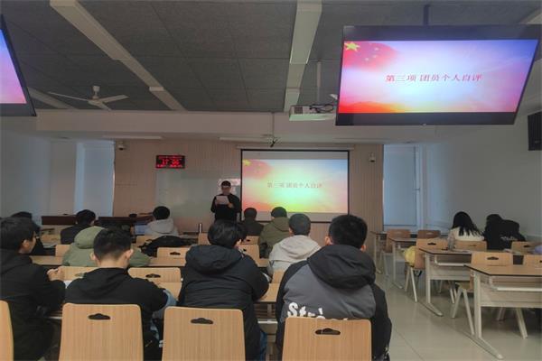 组织生活会照片.jpg